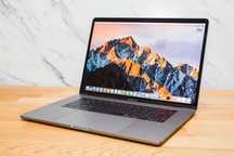 MacBook Pro A1990 15 “ 2.6 GHz i7 Radeon 560x 4gb 16Gb DDR4 500GB SSD