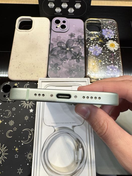 iPhone 15 Green 128 GB full box, huse, folie noua, 91% baterie