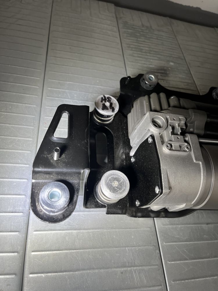 Compresor perne aer bmw mercedes audi vw bloc valve a6 a7 a8 e class