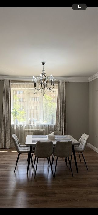 Продам стол и стулья