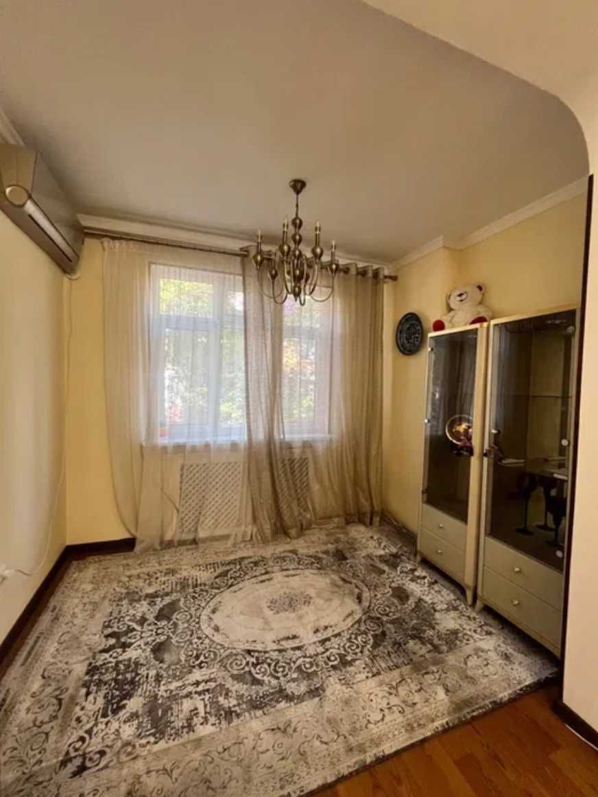 (Добрый) парк Бобура, 65 м², 2/1/5, Просторная, Уютная