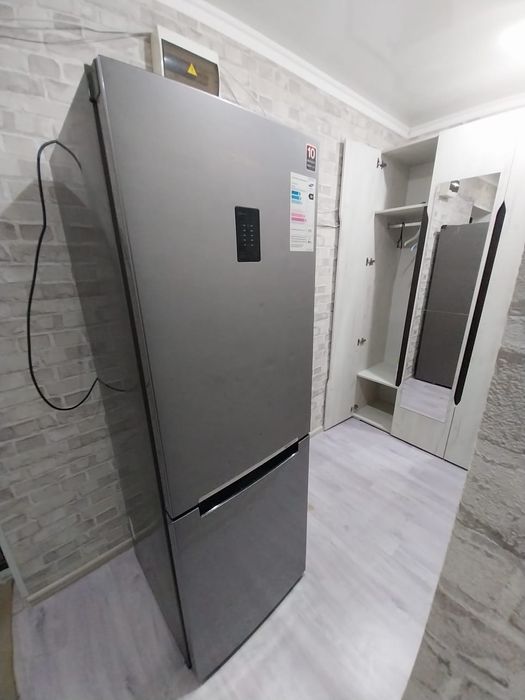 Продам холодильник Samsung