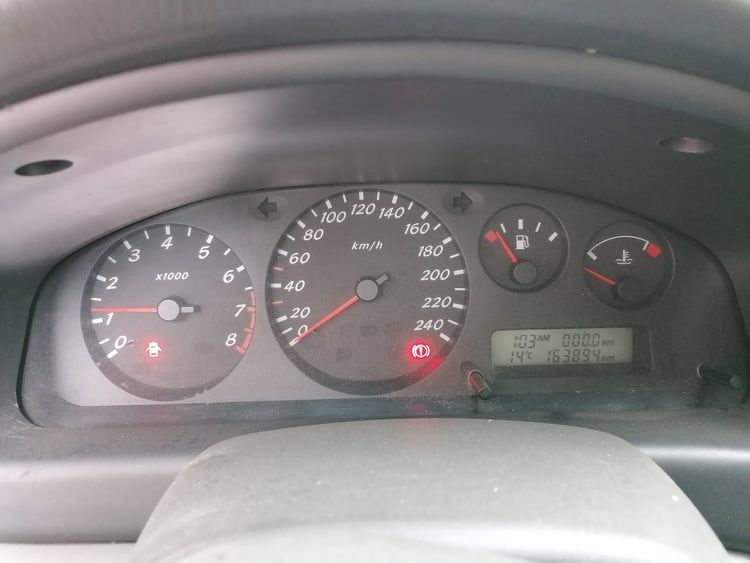 Nissan Almera 1.8i 16V