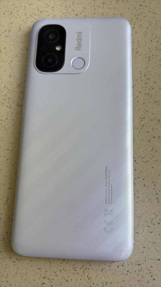 Продам смартфон  Xiaomi Redmi 12 C