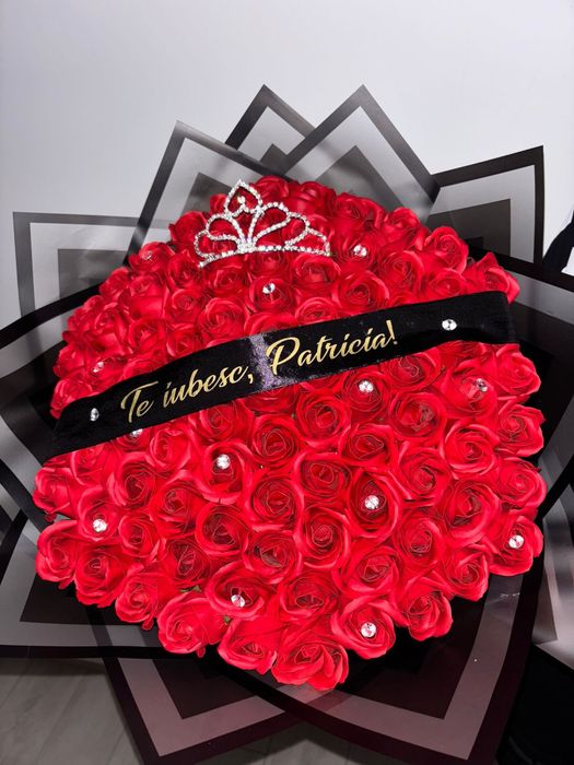 buchete trandafiri buchet cadou personalizat 101 fire flori sapun roz