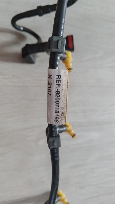 Vând rampa retur Megane 1.5