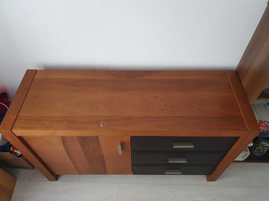 Comoda cu 2 noptiere Mobexpert