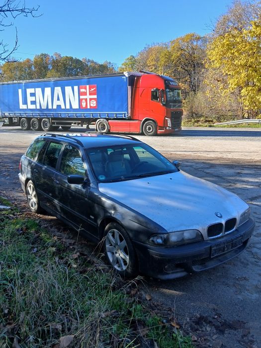 БМВ 523 - Е39 НА ЧАСТИ