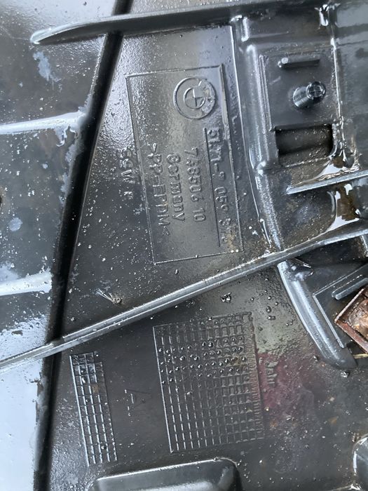 Carenaj dreapta fata Bmw E90 E91 E87 E81