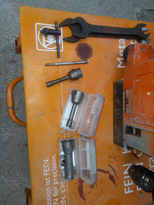Masina.  de gaurit cu talpa magnetica Fein KBM 542,