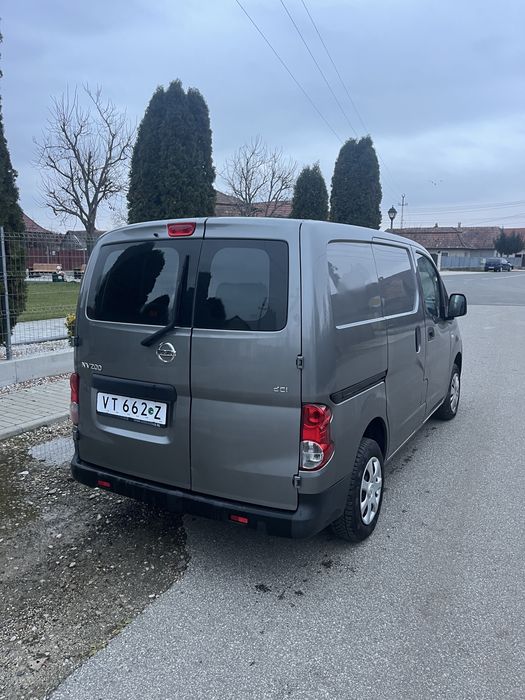 Vand Nissan nv 200
