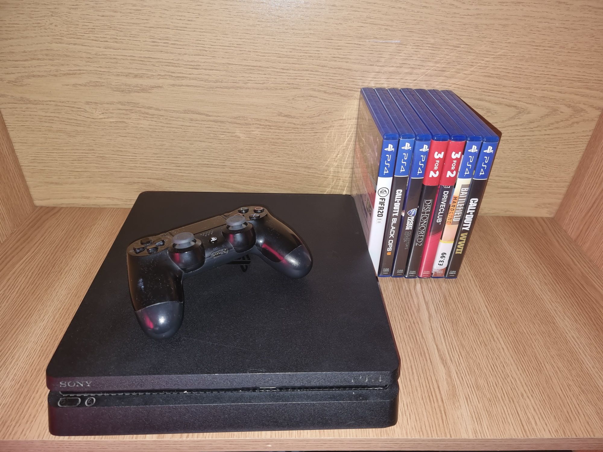 PlayStation 4 5 buc