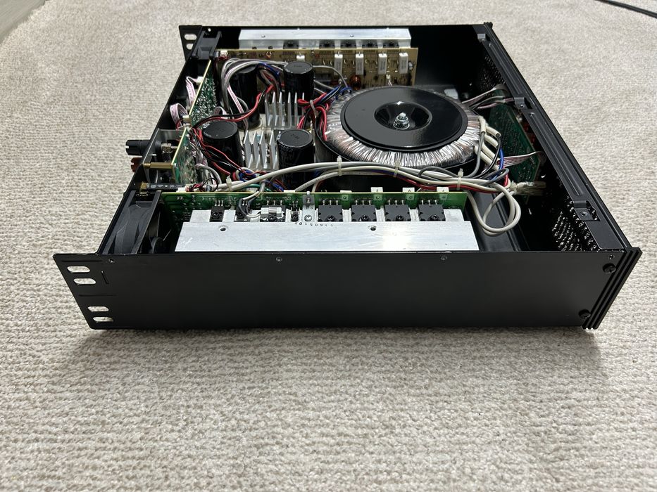Amplificator/Statie audio_Cerwin Vega CXA-8