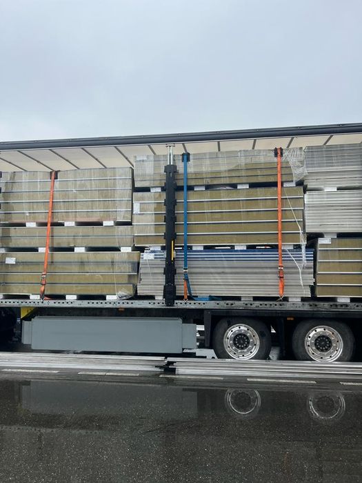 Panouri sandwich calitatea 1 si 2 Stoc