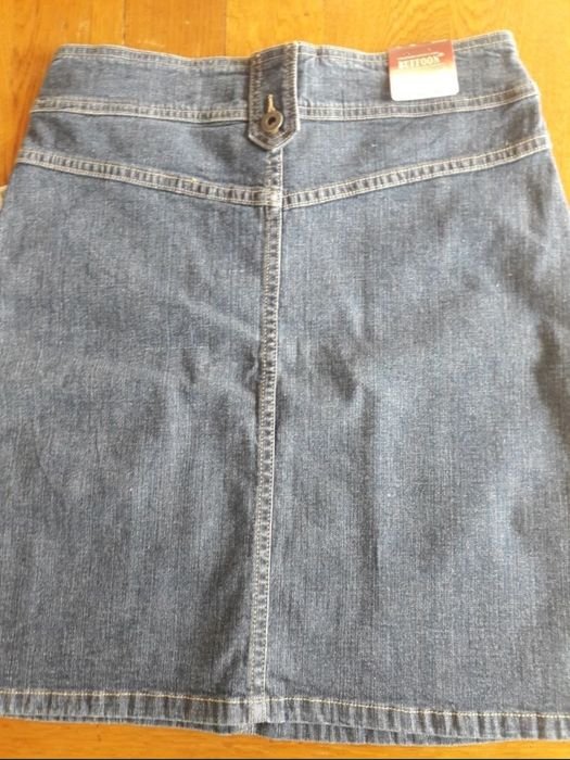 Fusta de blug Buffoon