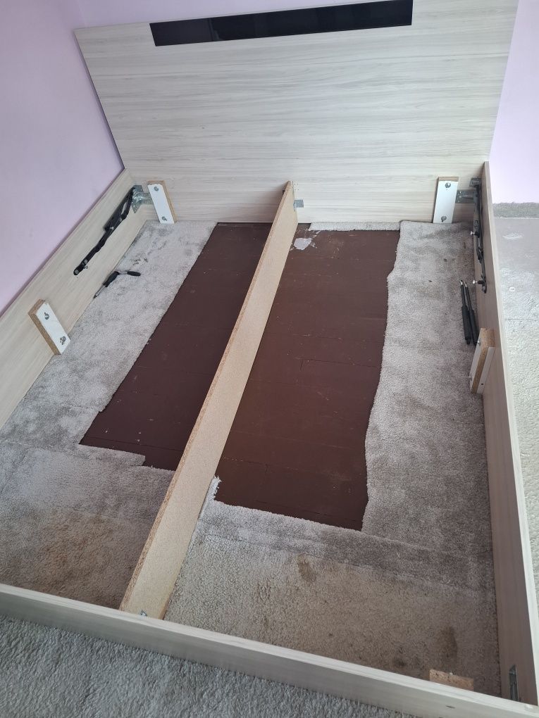 Продавам спалня 160/200