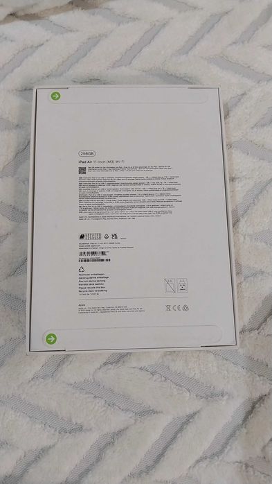 IPAD 11 256 GB  Чисто нов
