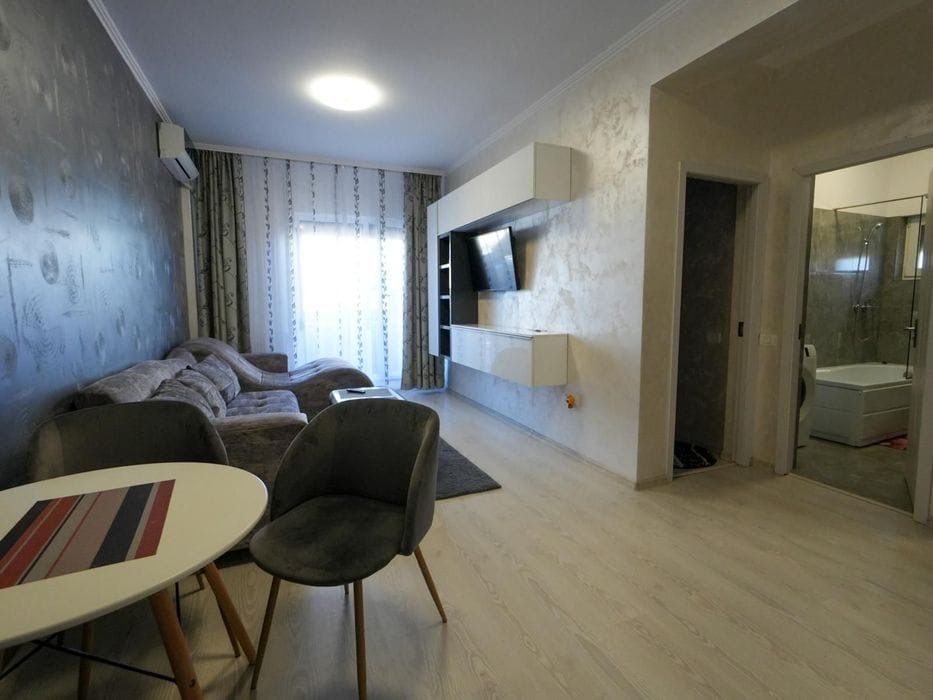 Inchiriez apartament Mamaia nord