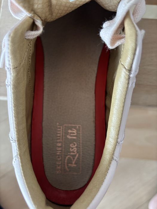 Vand adidasi sckechers piele