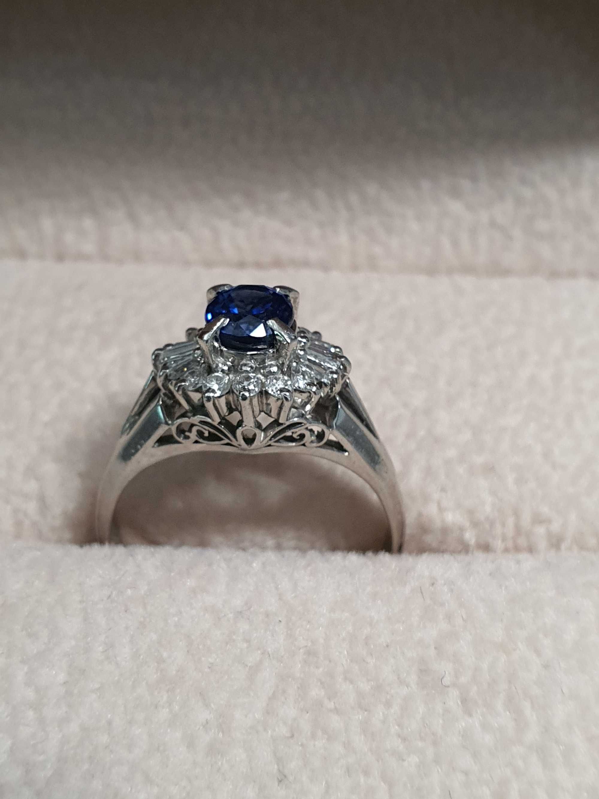 Inel Platina cu Safir Albastru si Diamante Naturale
