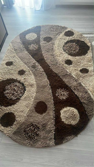 Covor Oval cu puf
