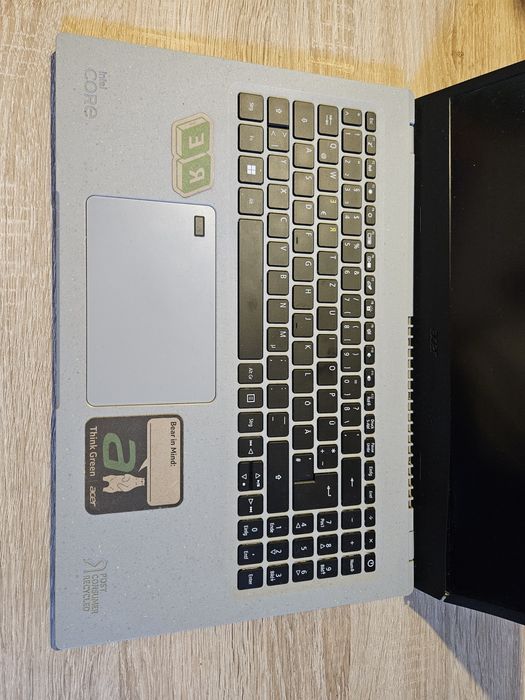 Problema balamale Acer aspire vero N20C5