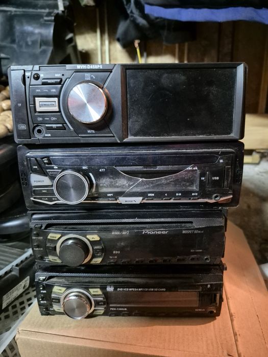 Продам магнитолы