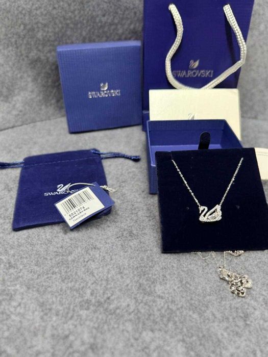 Lantisor/Colier Swarovski Crystal Swan Premium