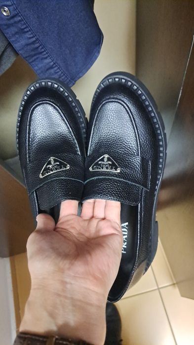 Продам обувь новый