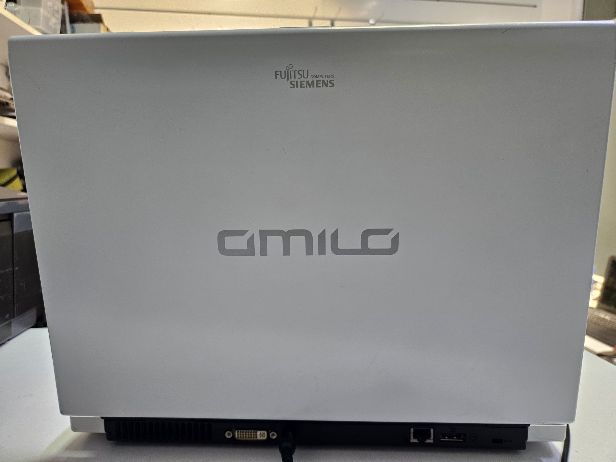 Fujitsu Siemens amilo