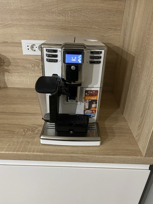 Espressor Philips LatteGo