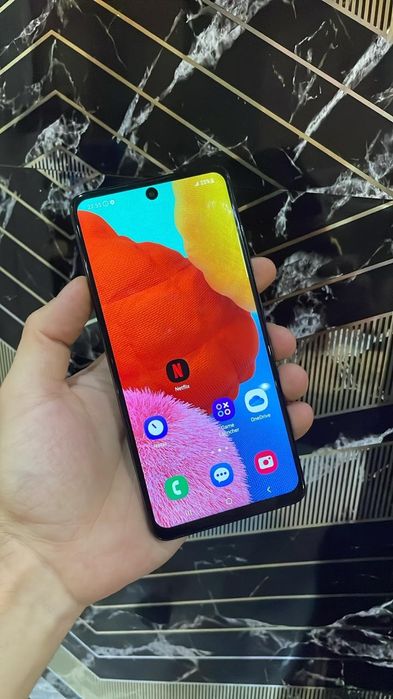 В продаже Самсунг А51.