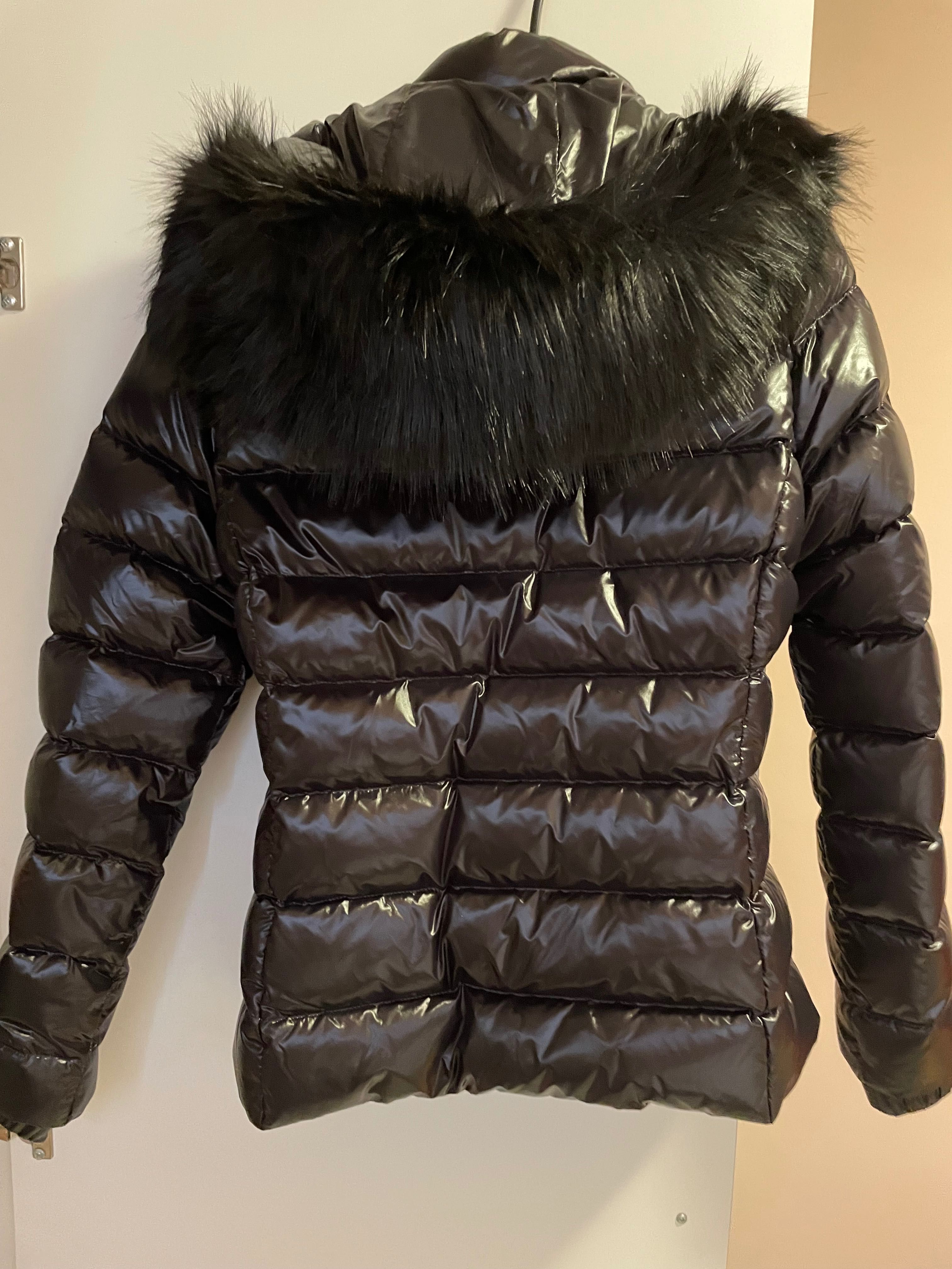 Tommy Hilfiger зимно яке.