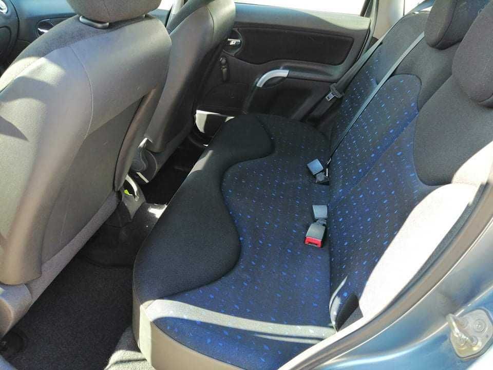 Citroen C3, 1.4 бензин 75 к.с. август 2005г. На части.