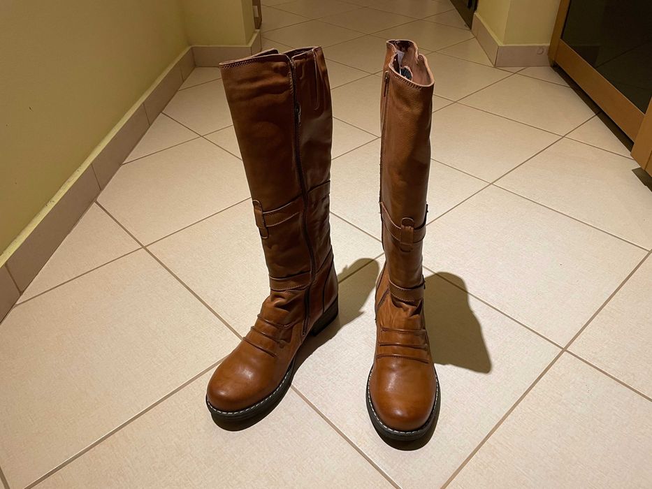 Cizme înalte, mărimea 40, piele naturală