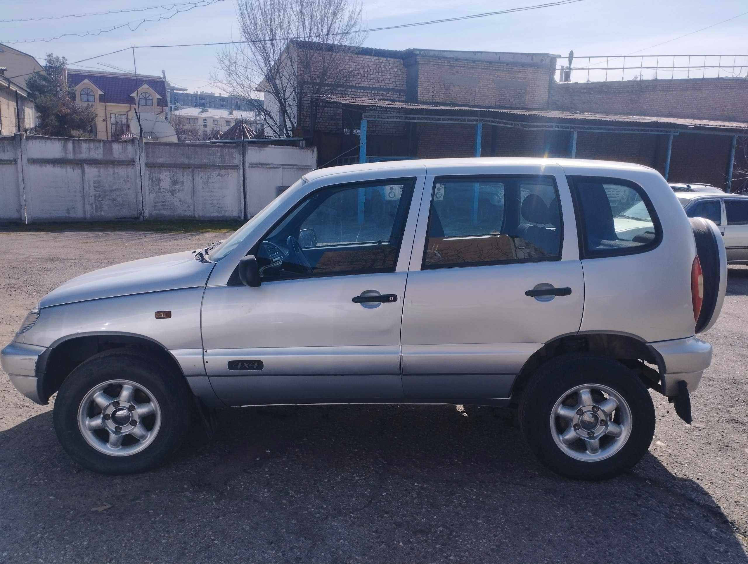 Продается Нива-Шевроле-21230