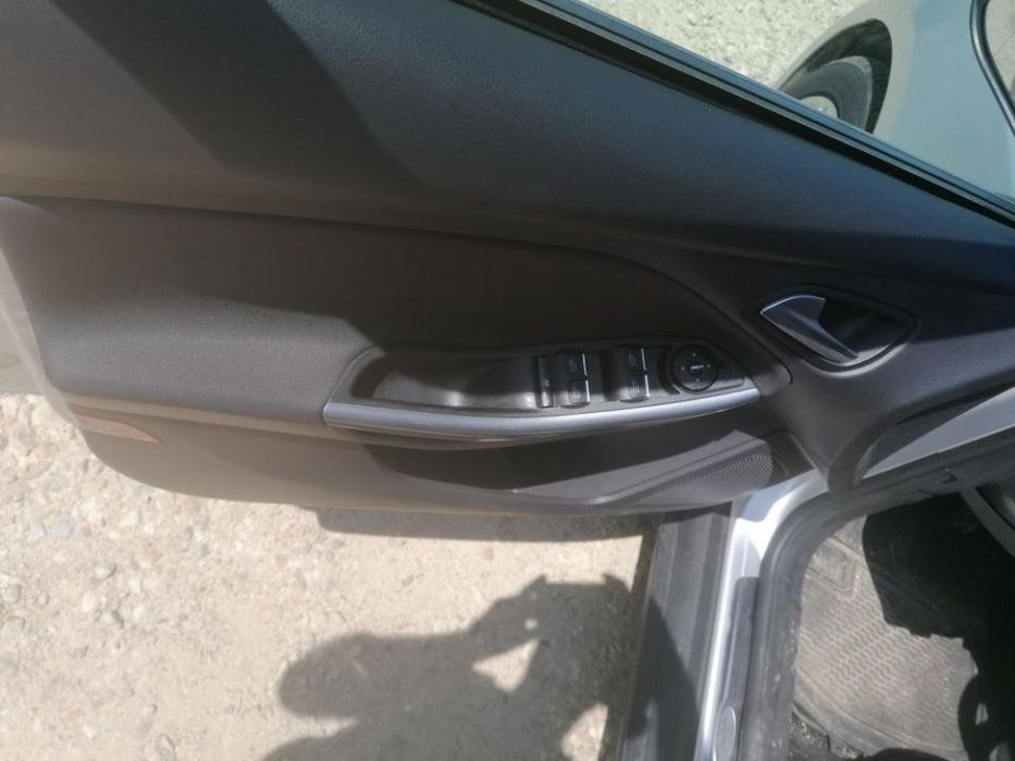 Ford Focus  2011