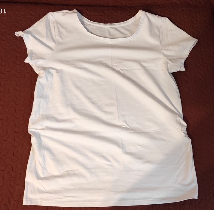 Vând bluze de sarcină noi, fără etichete