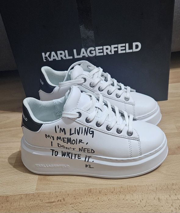 Karl Lagerfeld masura 35