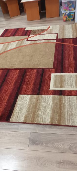 Vând 2 buc de covoare!