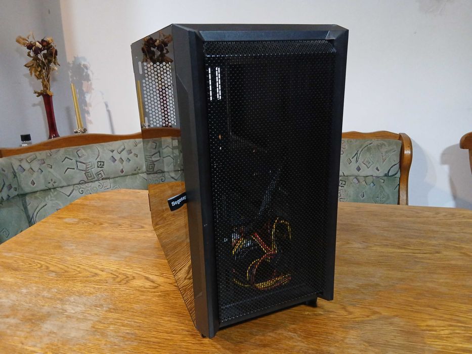 Carcasa Segotep Gremlin + sursa Segotep 500W + hdd 500gb