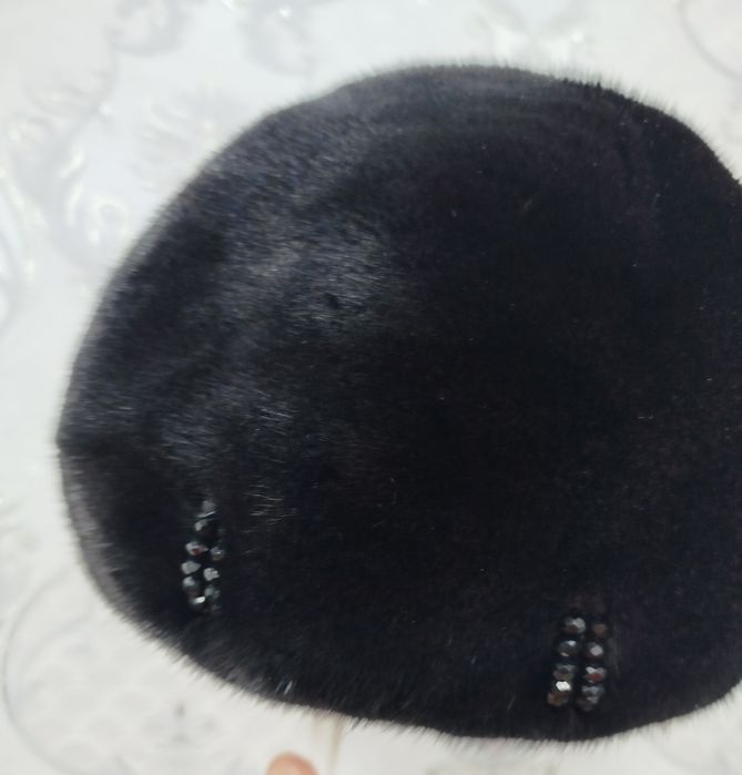Новый женский норка шапка (фабричный) сатылады.