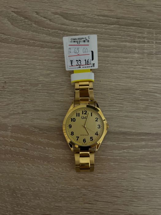 Чисто нов мъжки часовник