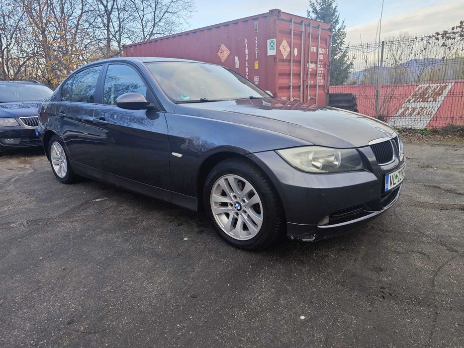 BMW - E90 - 318i  full