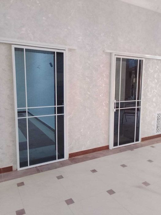 Лофт перегородки и раздвижные двери.