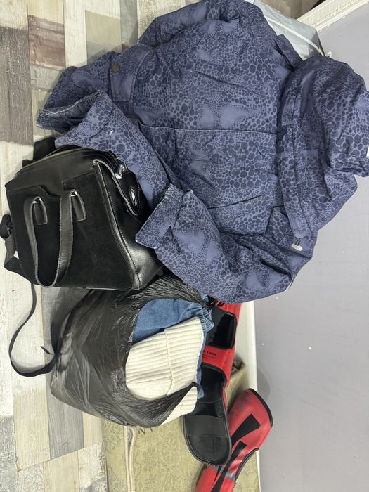 Вещи отдам бесплатно