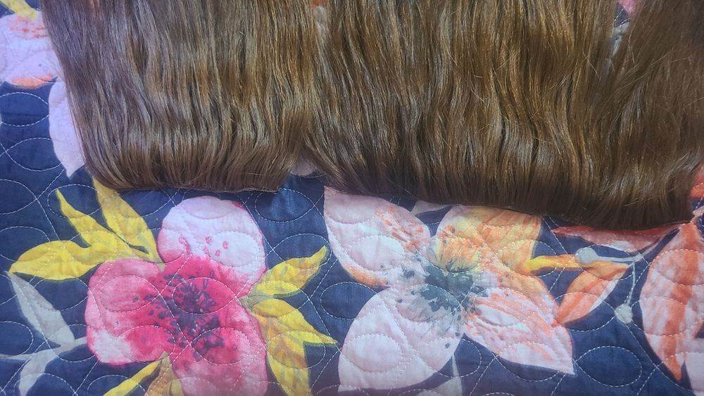 Продам накладные волосы