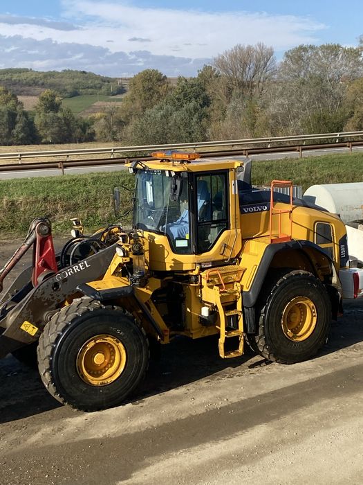 Vand sau Inchiriez Incarcator frontal VOLVO L150H