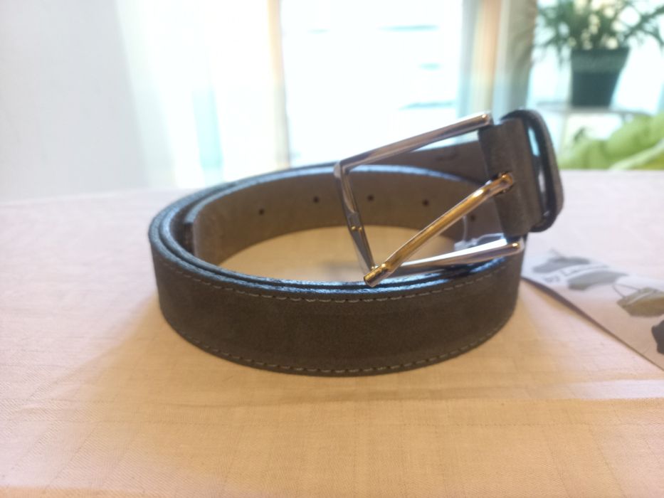 Curele casual din piele intoarsă naturală(20 lei/ buc).