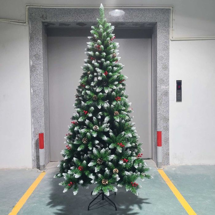 Изкуствена елха Luxury Diamond с червен глог и шишарки-размери